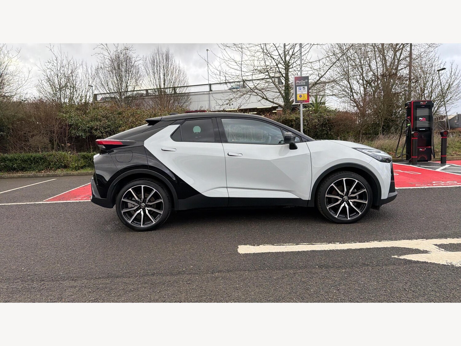 Used Toyota C-HR for sale - 77658943: Photo 19