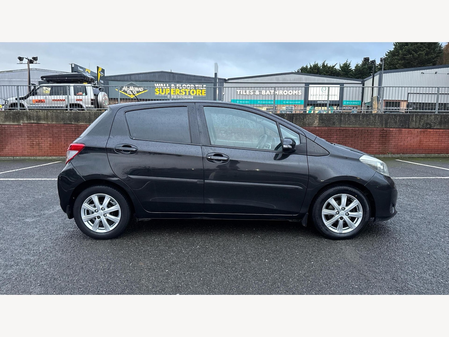 Used Toyota Yaris 2013 for sale - 76613182: Photo 18