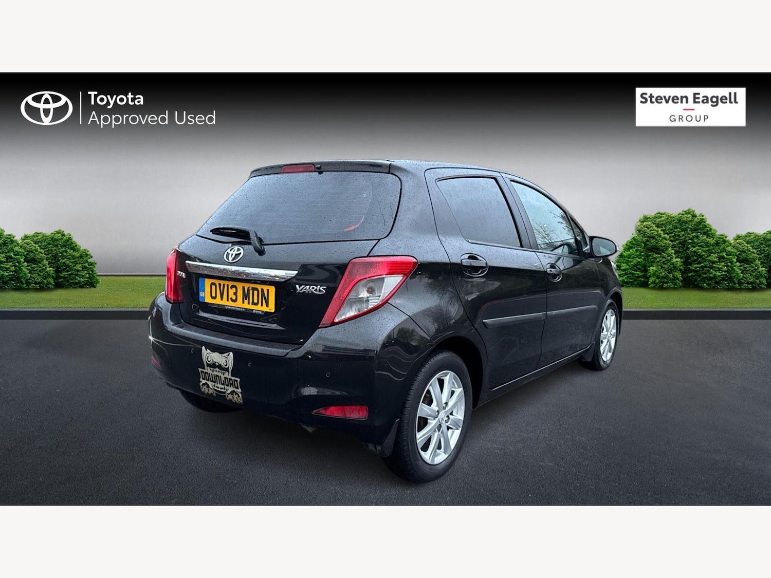 Used Toyota Yaris 2013 for sale - 76613182: Photo 2