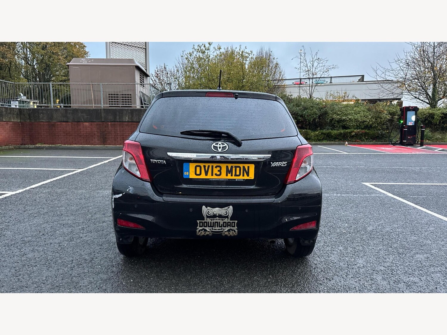 Used Toyota Yaris 2013 for sale - 76613182: Photo 21