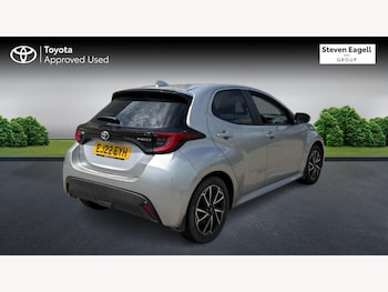 Used Toyota Yaris 2022 for sale - 75139904: Photo