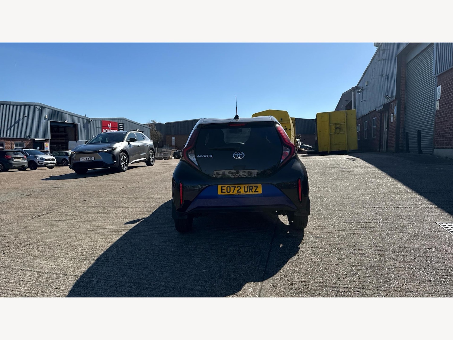 Vehicle 21