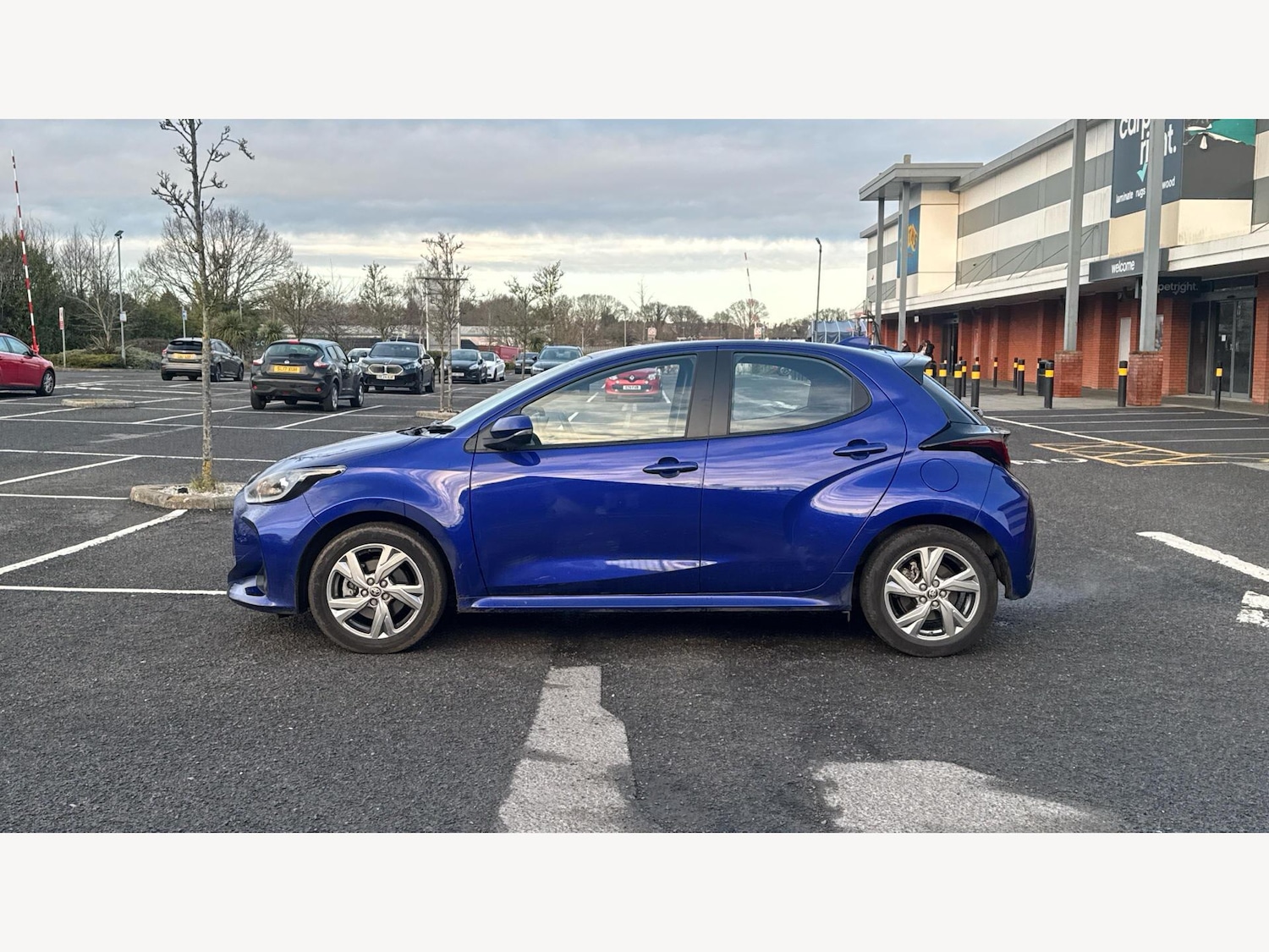 Used Toyota Yaris 2024 for sale - 77253736: Photo 19