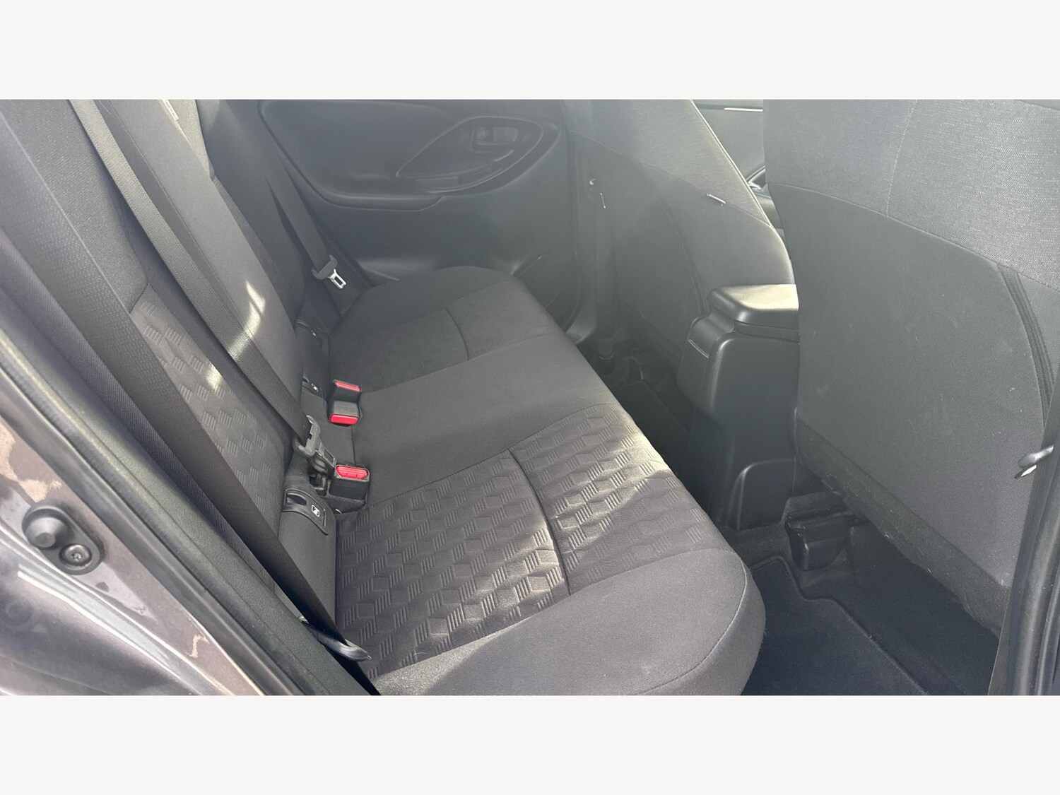 Used Toyota Yaris for sale - 77808419: Photo 14