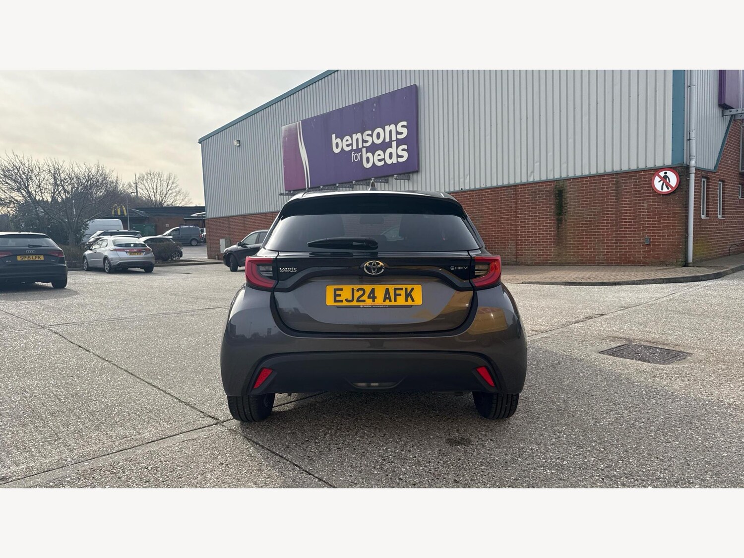 Used Toyota Yaris for sale - 77808419: Photo 21