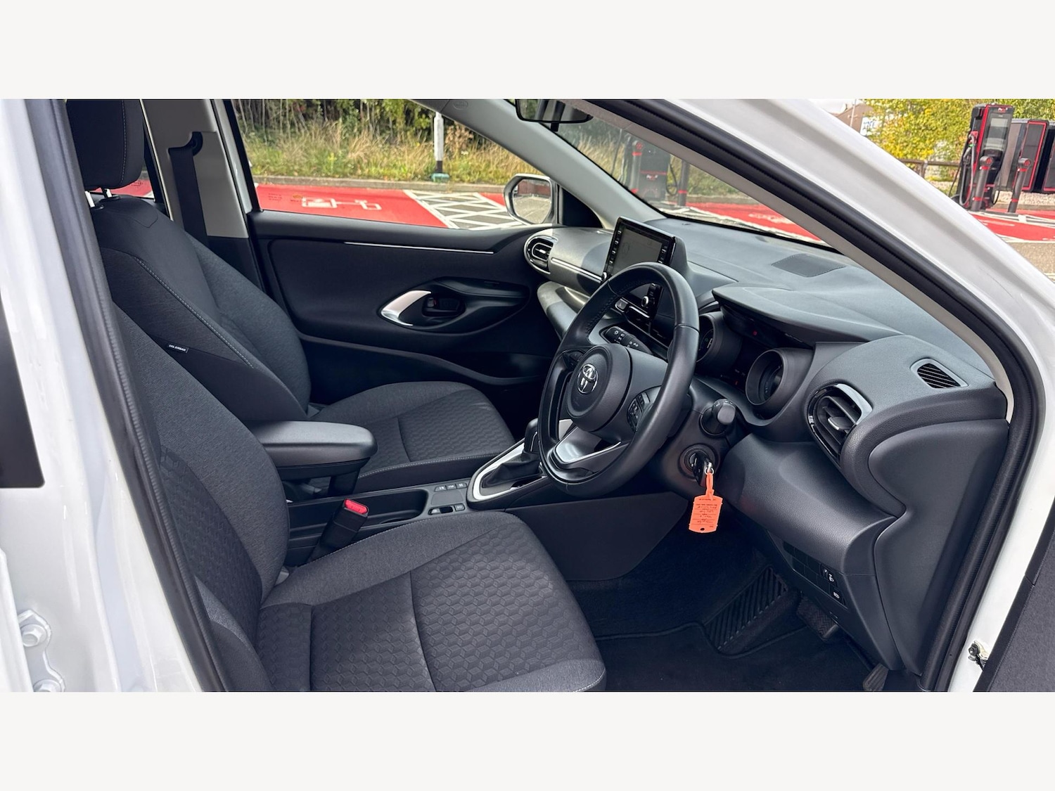 Used Toyota Yaris 2023 for sale - 76370433: Photo 13
