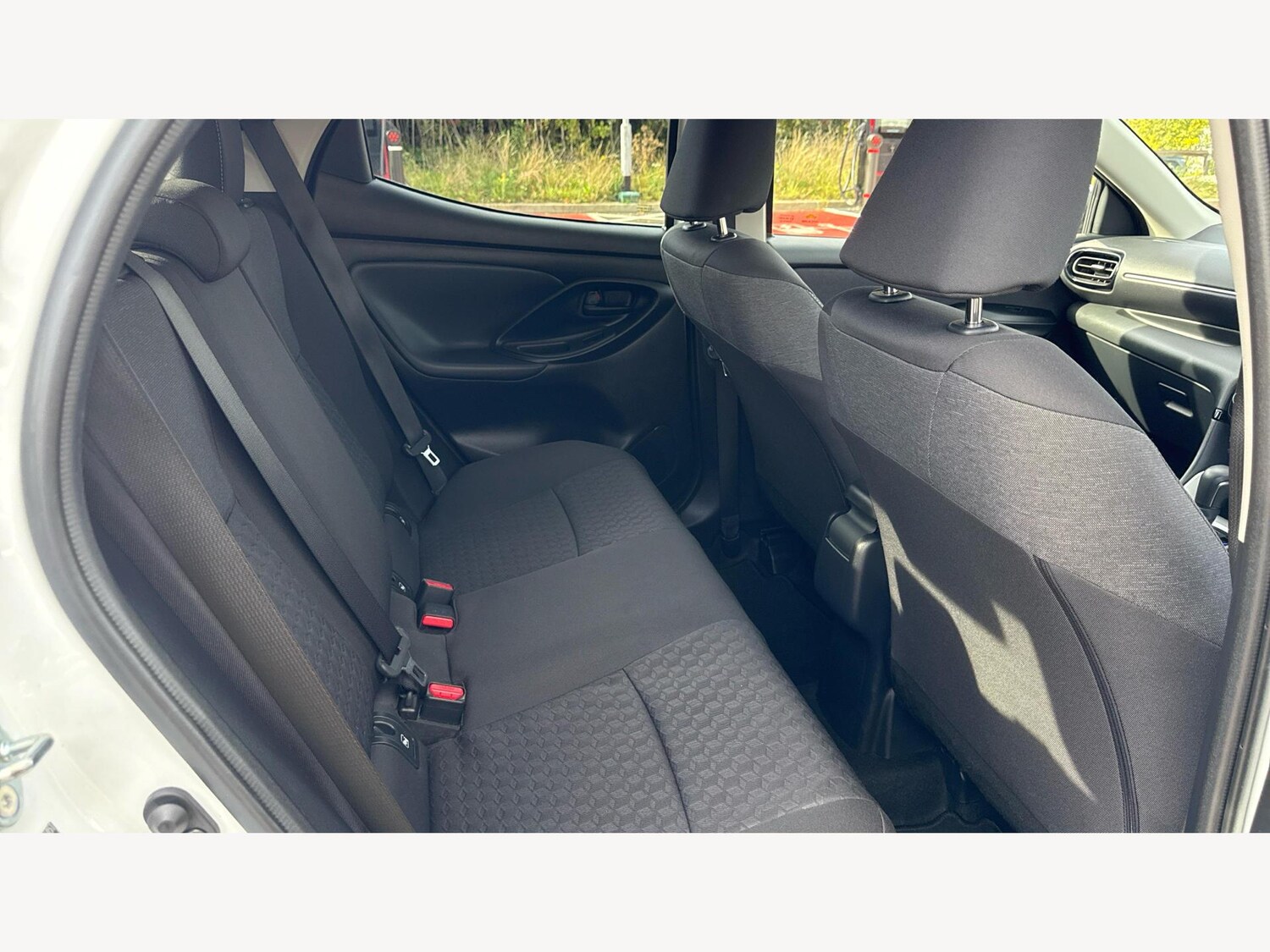 Used Toyota Yaris 2023 for sale - 76370433: Photo 14