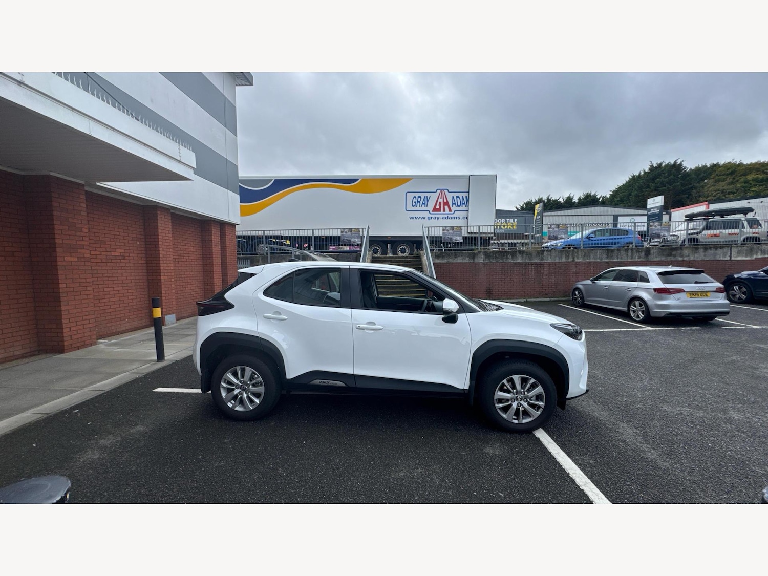 Used Toyota Yaris Cross 2025 for sale - 76200190: Photo 18