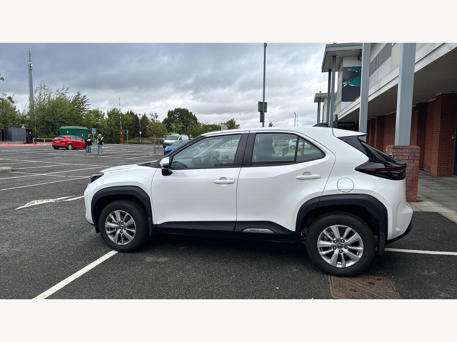 Used Toyota Yaris Cross 2025 for sale - 76200190: Photo 19