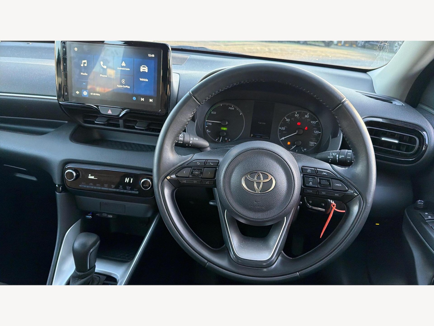 Used Toyota Yaris 2024 for sale - 77057276: Photo 8