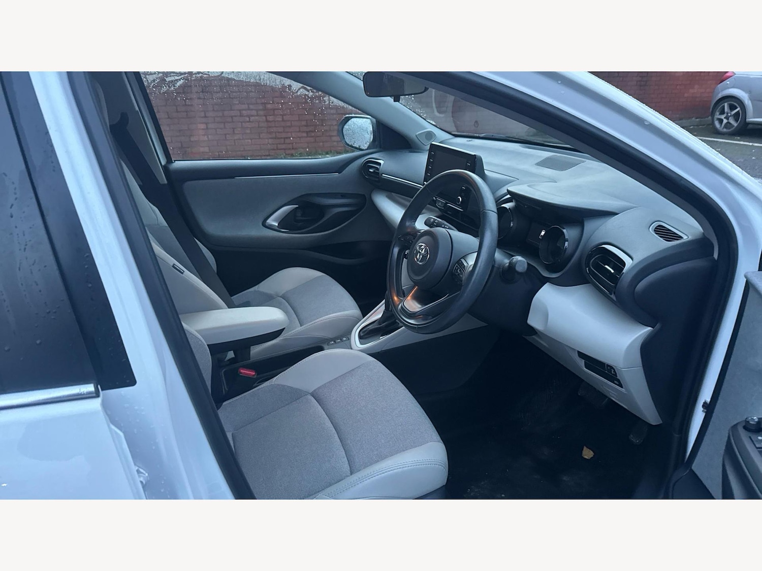 Used Toyota Yaris for sale - 77626146: Photo 13