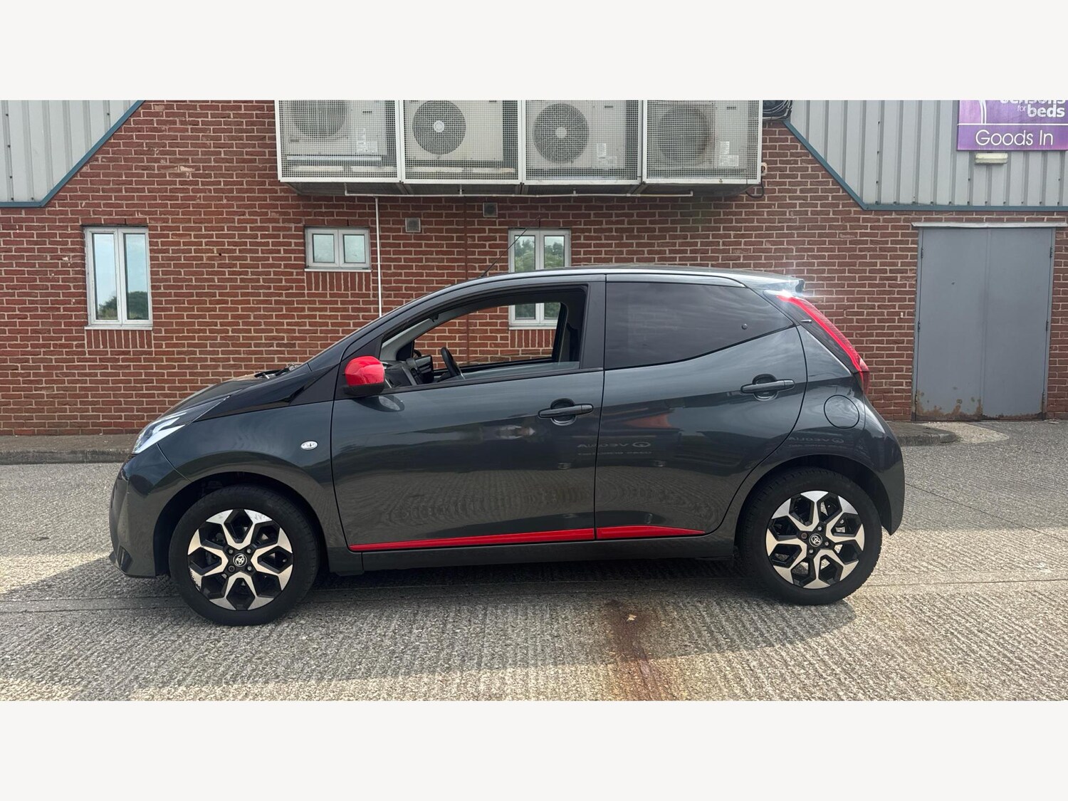 Vehicle 19