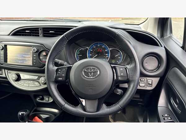 Used Toyota Yaris 2017 for sale - 76199761: Photo 10