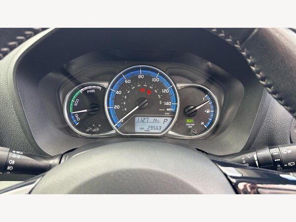 Used Toyota Yaris 2017 for sale - 76199761: Photo 11