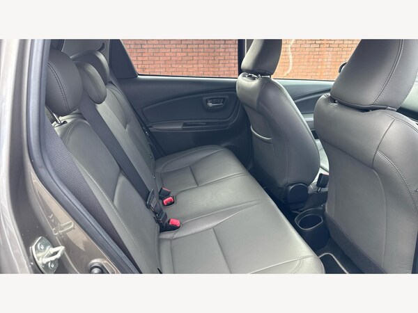 Used Toyota Yaris 2017 for sale - 76199761: Photo 14