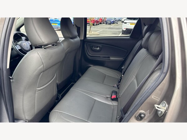 Used Toyota Yaris 2017 for sale - 76199761: Photo 15