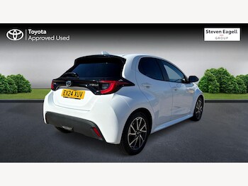Used Toyota Yaris 2024 for sale - 75635578: Photo