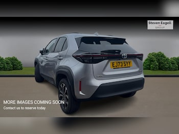 Used Toyota Yaris Cross 2023 for sale - 77882604: Photo