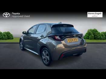 Used Toyota Yaris 2024 for sale - 74596807: Photo