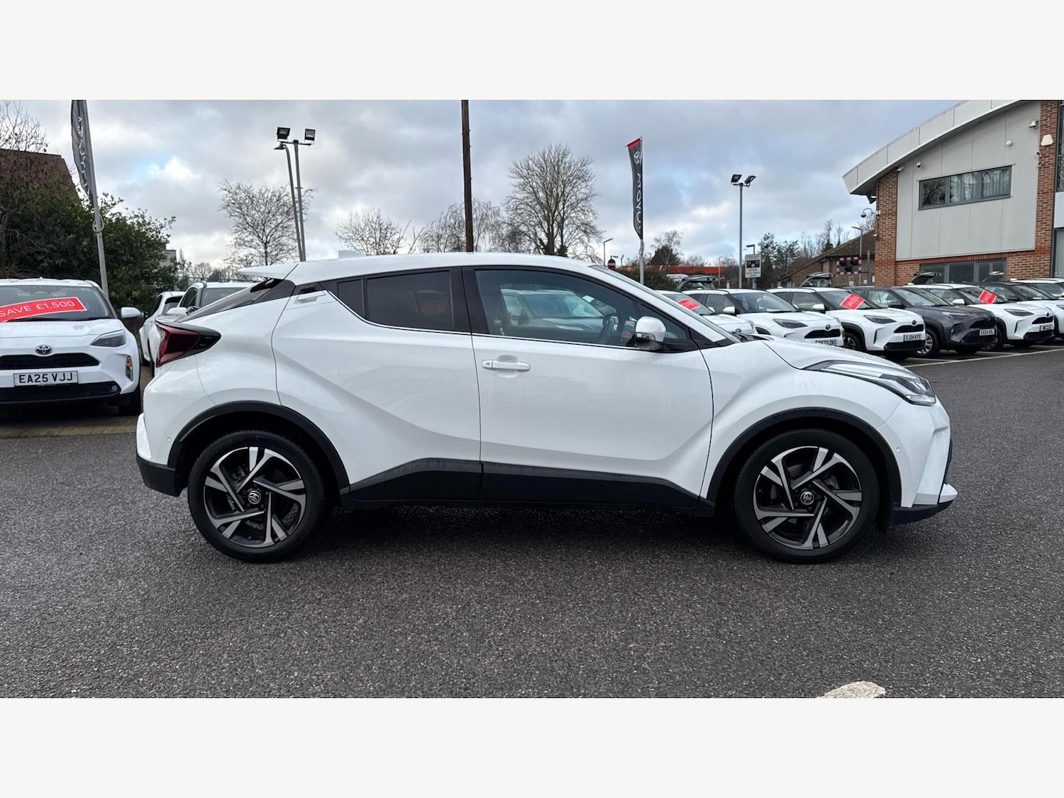 Used Toyota C-HR 2023 for sale - 77191639: Photo 18
