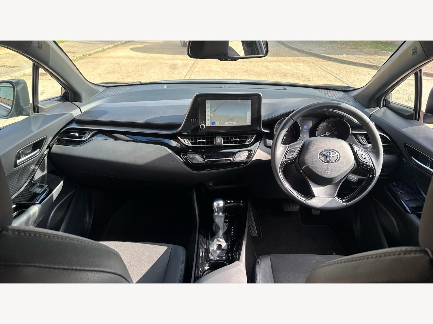 Used Toyota C-HR 2023 for sale - 76370113: Photo 7