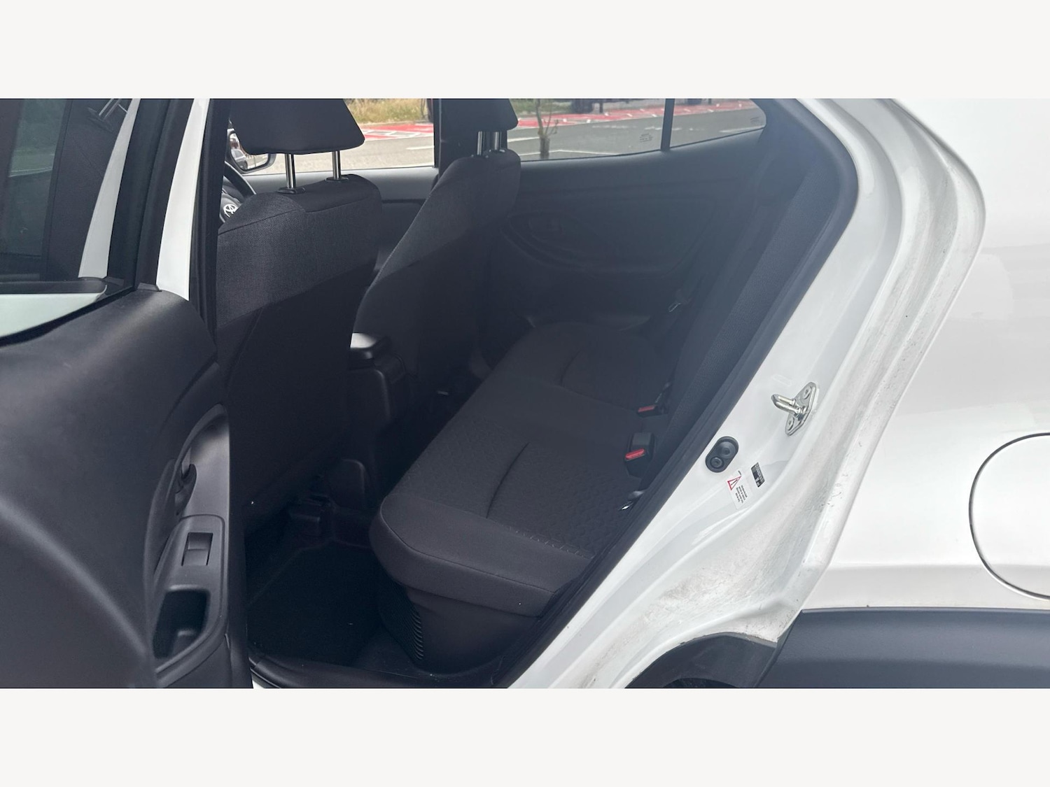Used Toyota Yaris Cross 2024 for sale - 76371591: Photo 15