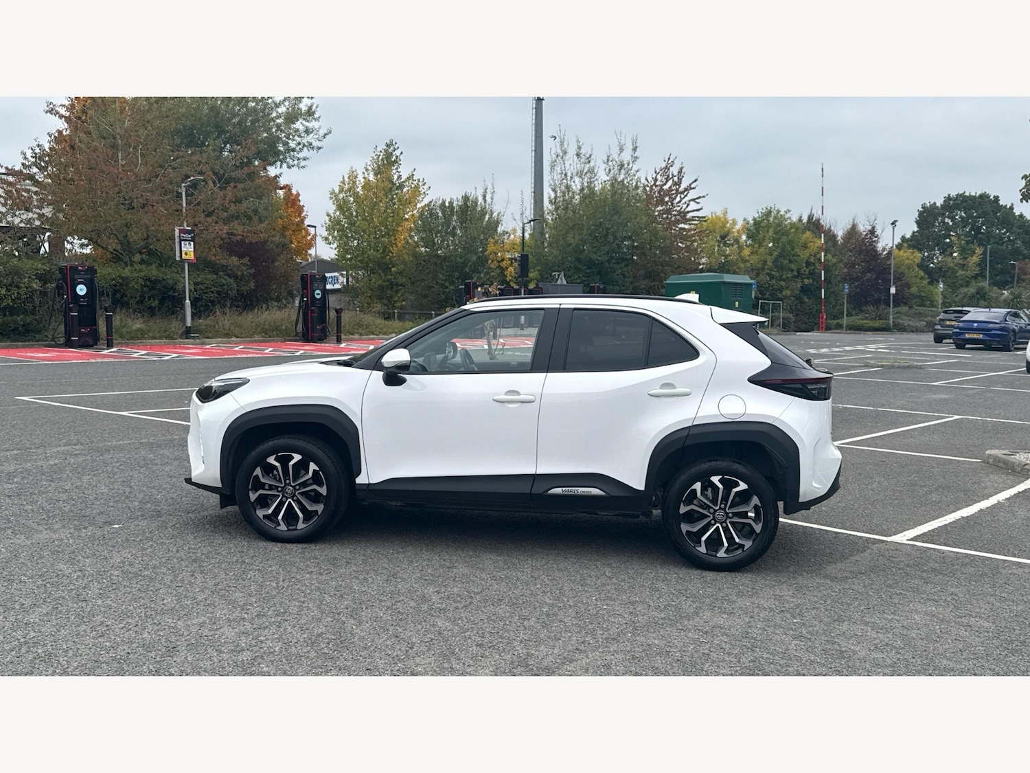 Used Toyota Yaris Cross 2024 for sale - 76371591: Photo 19