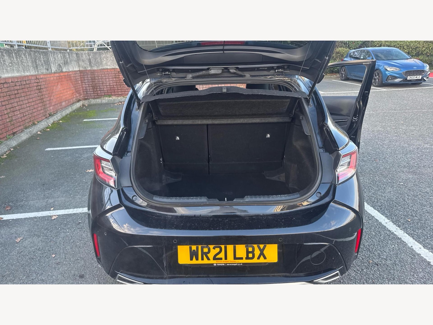 Used Toyota Corolla 2021 for sale - 76633113: Photo 16