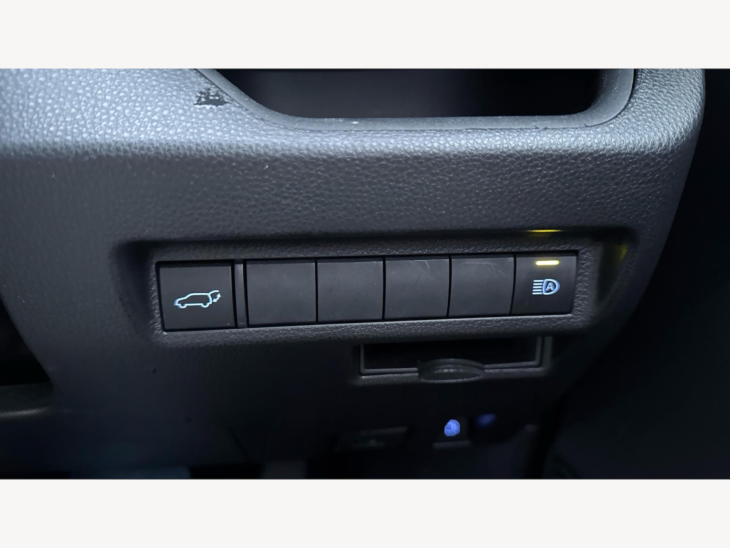 Used Toyota RAV4 2022 for sale - 77057277: Photo 24