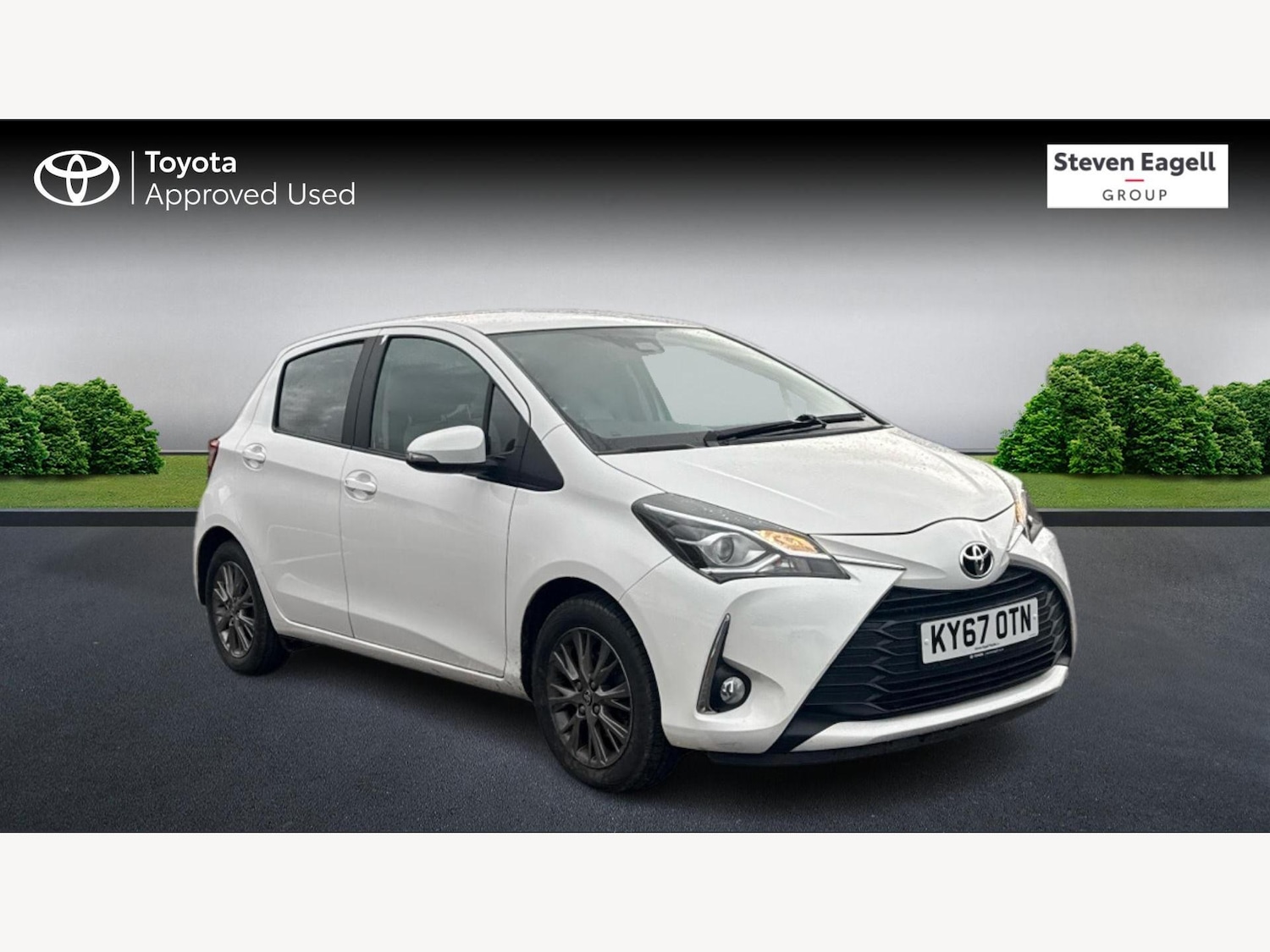 Used Toyota Yaris 2017 for sale - 76612785: Photo 1