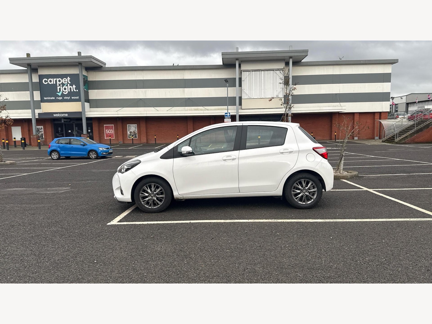 Used Toyota Yaris 2017 for sale - 76612785: Photo 19