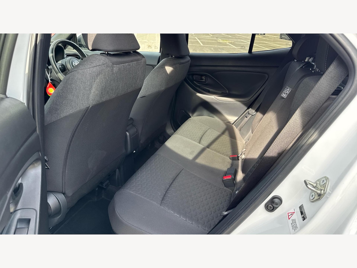Used Toyota Yaris Cross 2024 for sale - 76370155: Photo 15