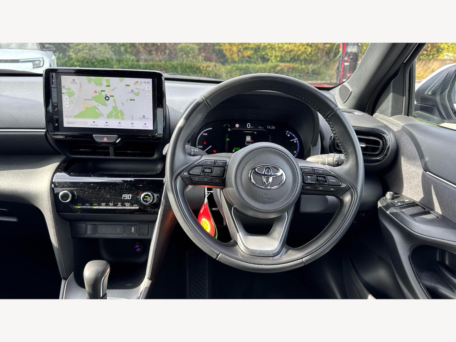 Used Toyota Yaris Cross 2024 for sale - 76370155: Photo 8