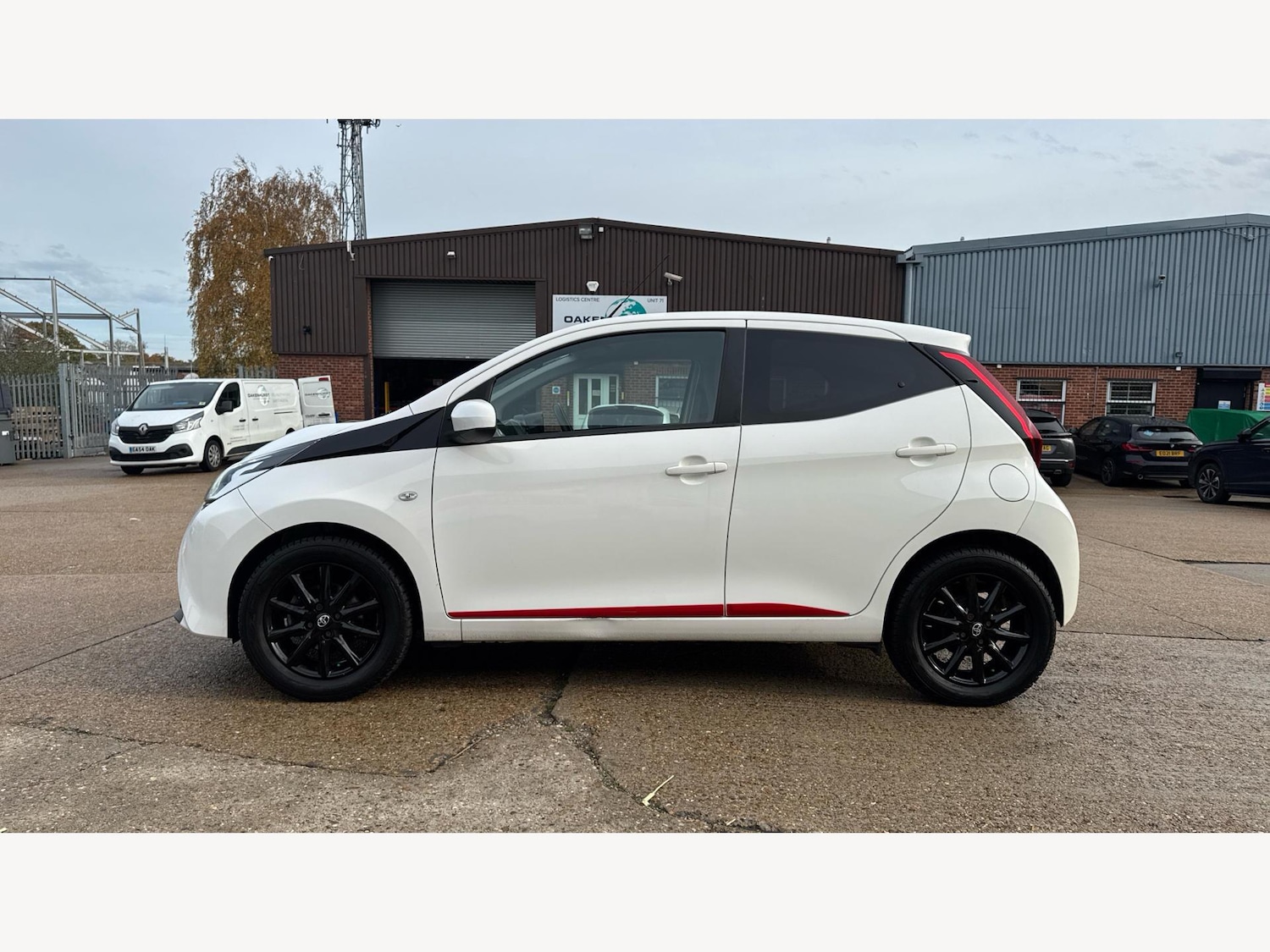 Used Toyota AYGO 2018 for sale - 76633586: Photo 19