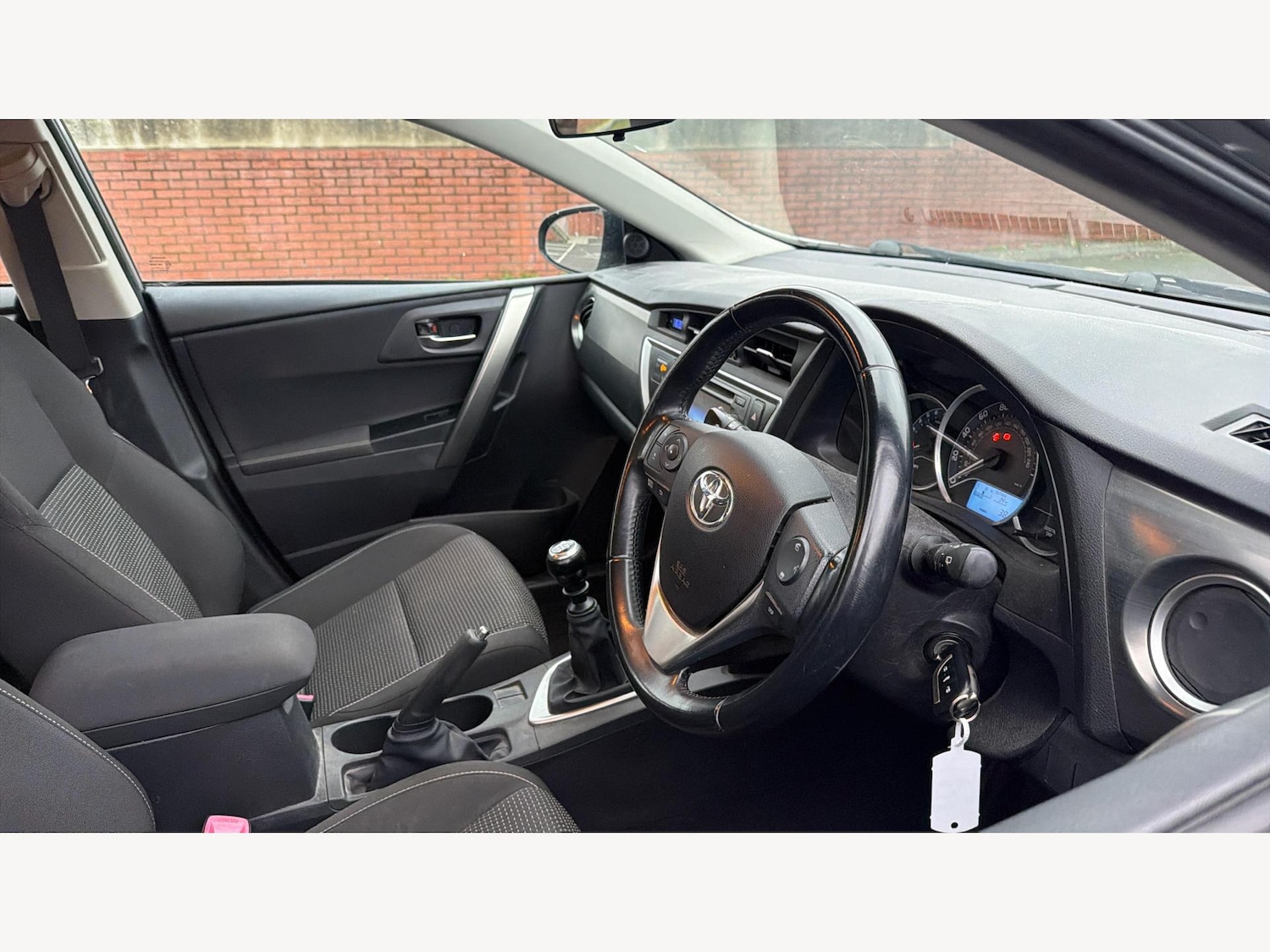 Used Toyota Auris 2014 for sale - 76613080: Photo 13