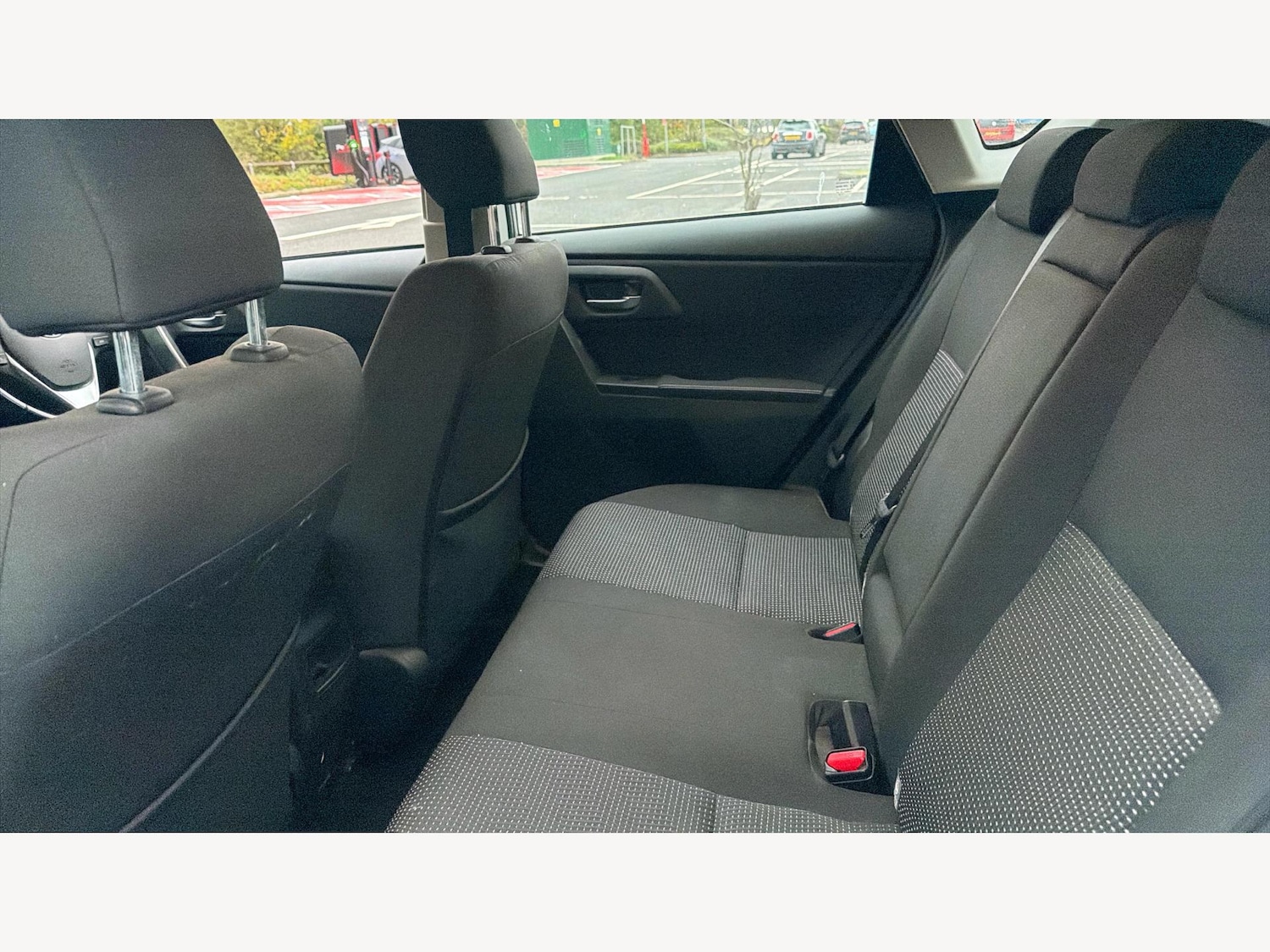 Used Toyota Auris 2014 for sale - 76613080: Photo 15