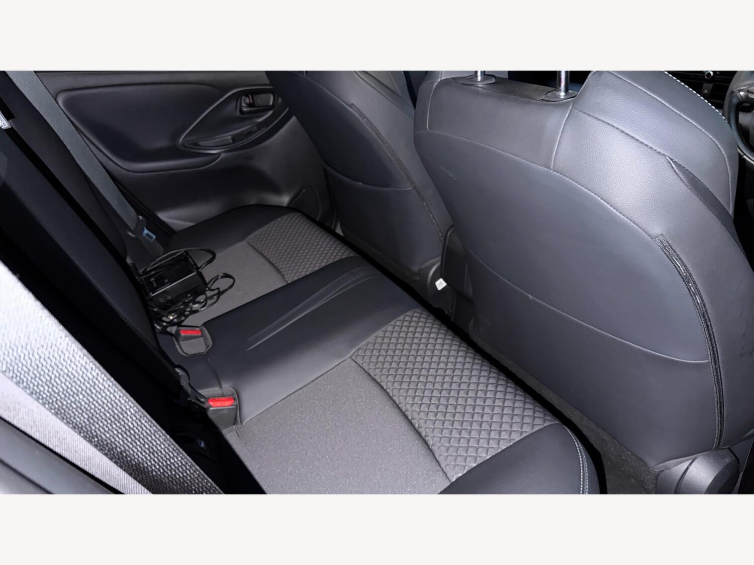 Used Toyota Yaris 2024 for sale - 77278732: Photo 14