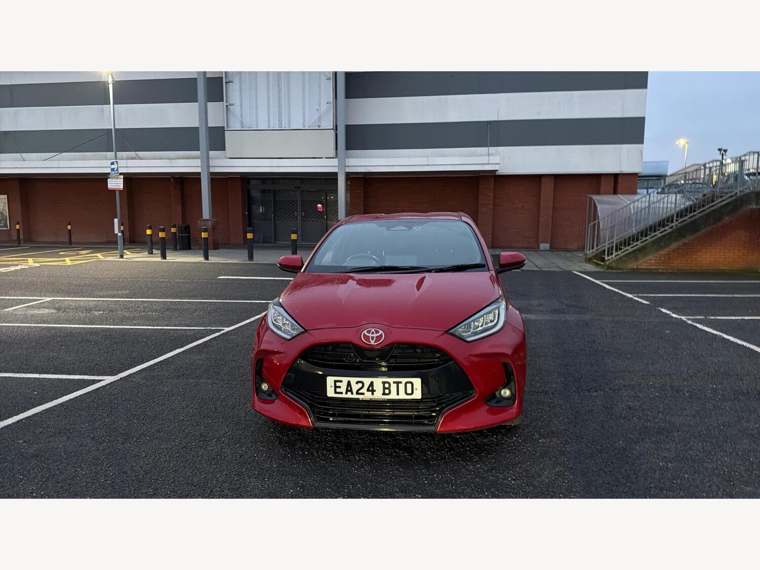 Used Toyota Yaris 2024 for sale - 77278732: Photo 17