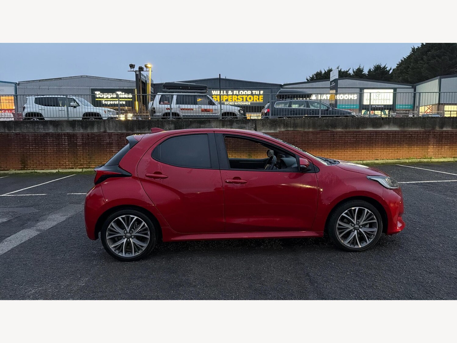 Used Toyota Yaris 2024 for sale - 77278732: Photo 18