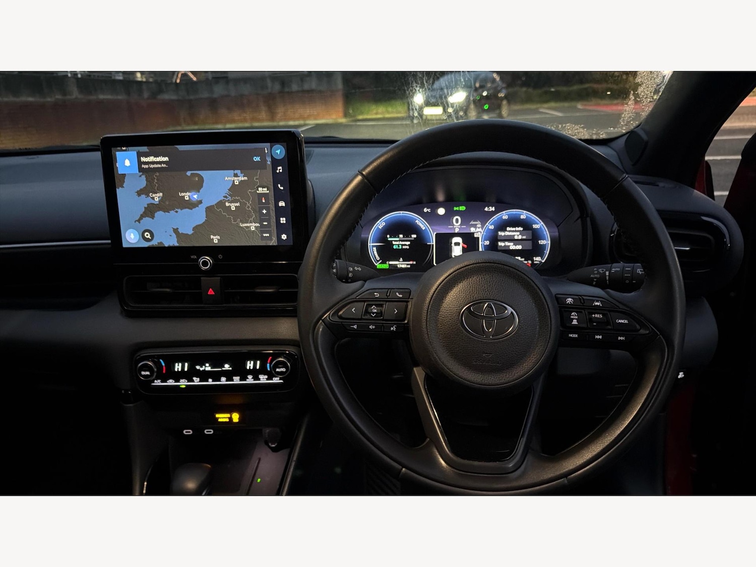 Used Toyota Yaris 2024 for sale - 77278732: Photo 8