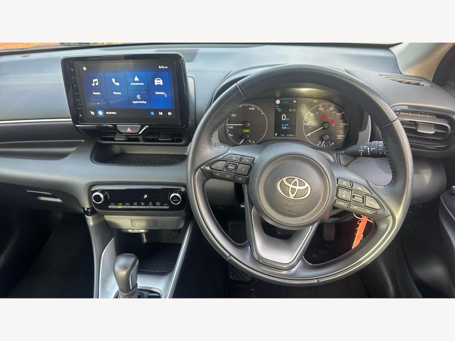 Used Toyota Yaris 2024 for sale - 76371471: Photo 10