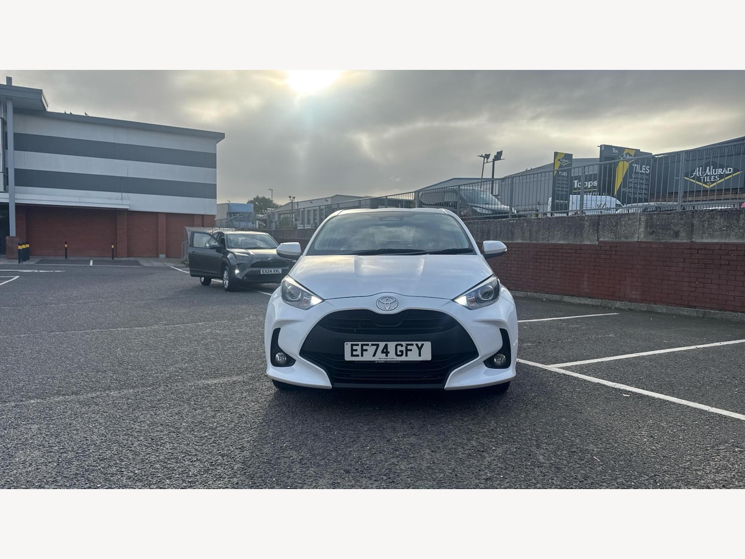 Used Toyota Yaris 2024 for sale - 76371471: Photo 17