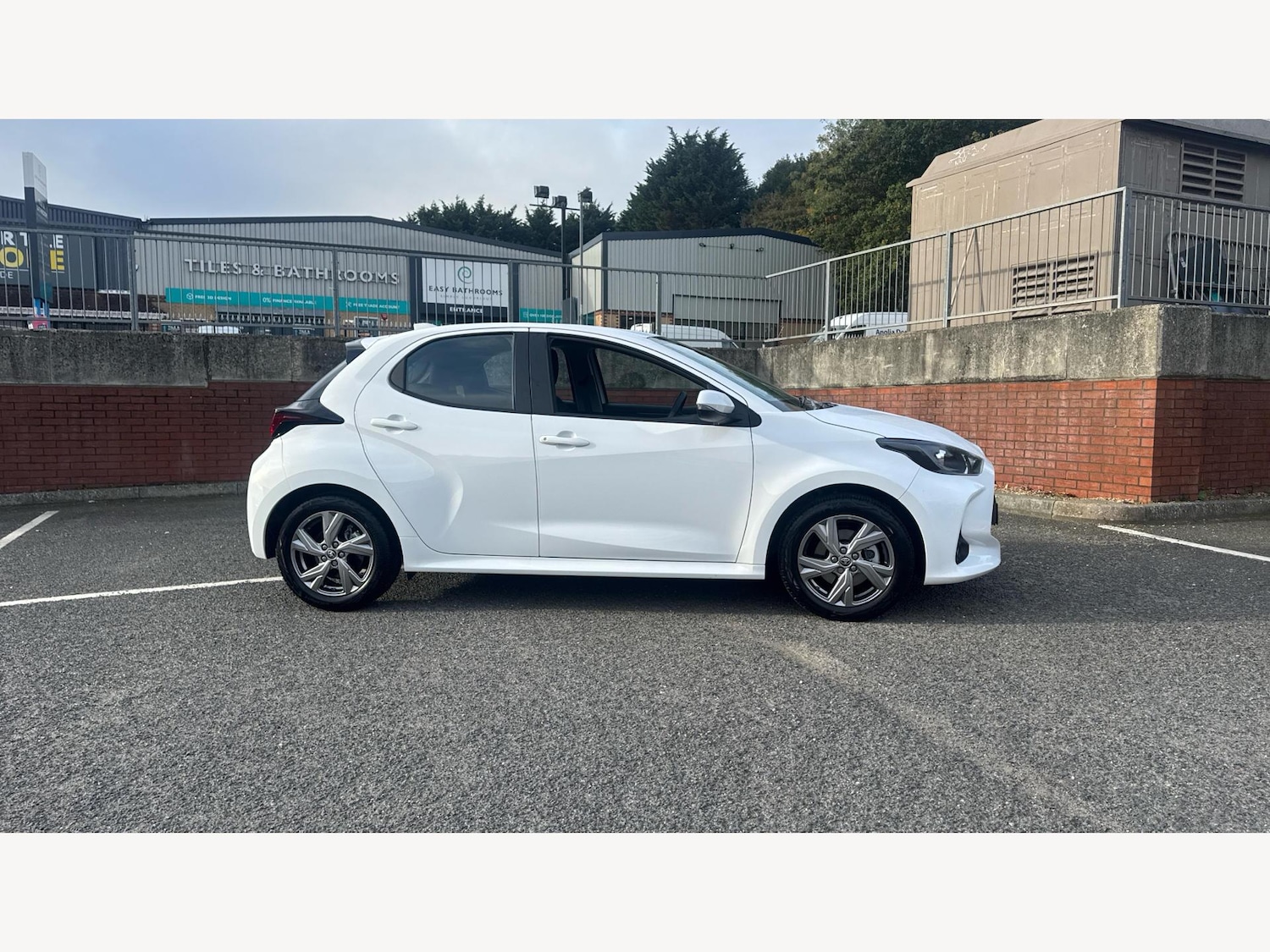 Used Toyota Yaris 2024 for sale - 76371471: Photo 18