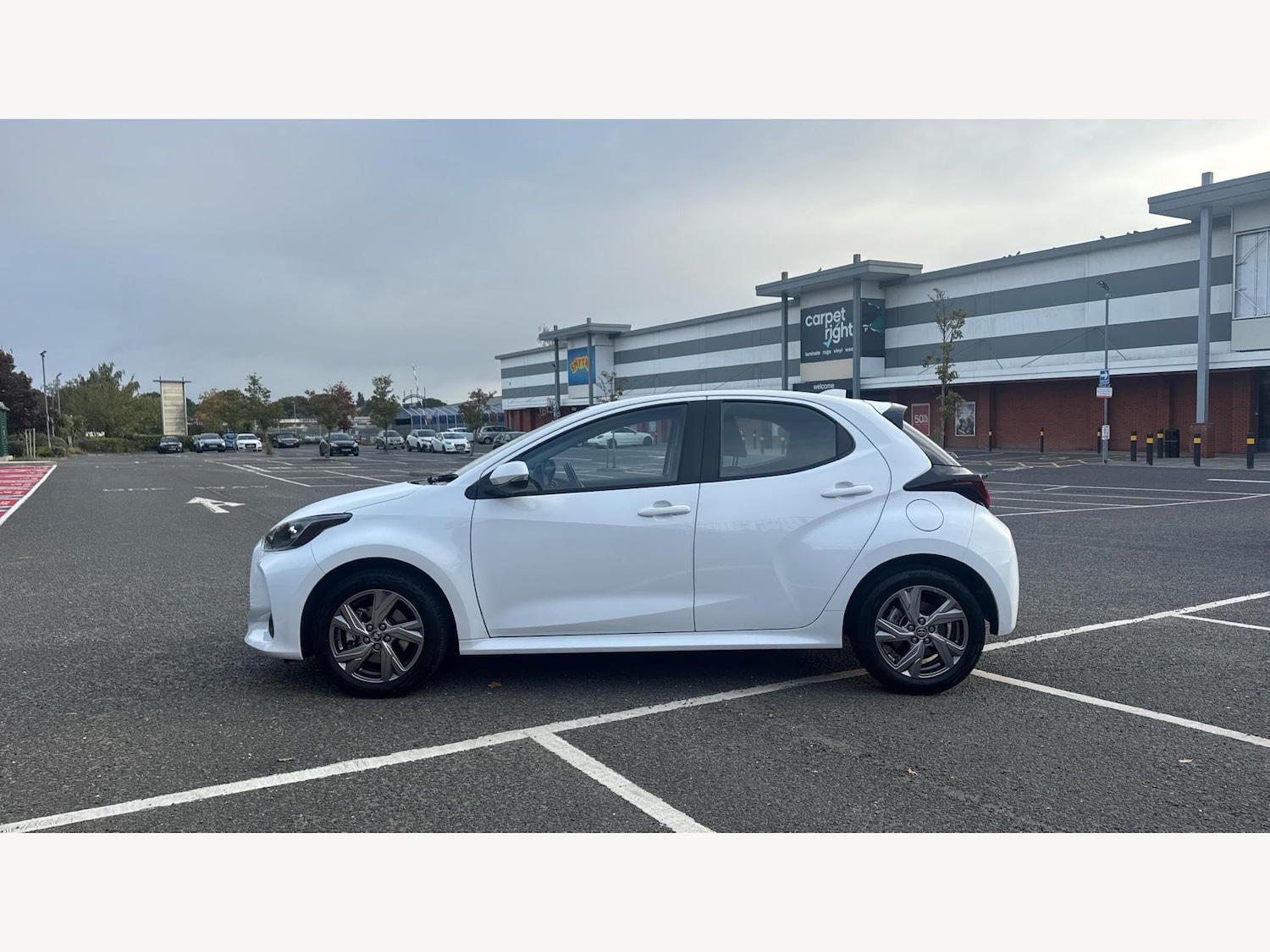 Used Toyota Yaris 2024 for sale - 76371471: Photo 19