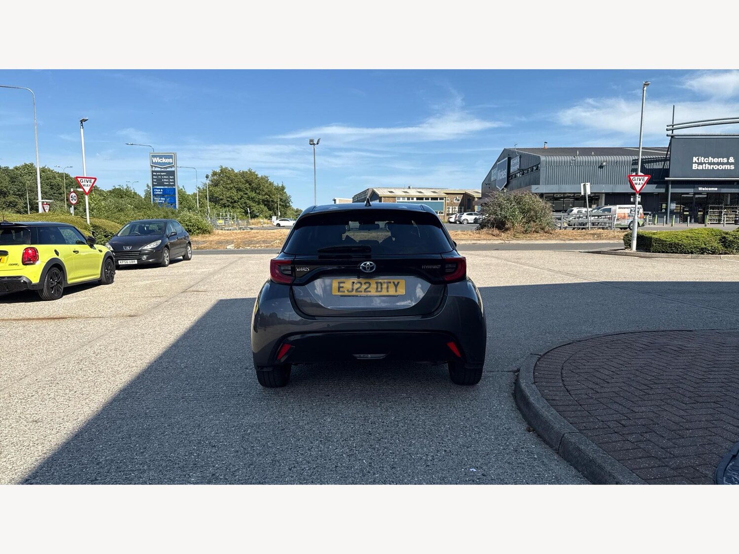 Vehicle 21