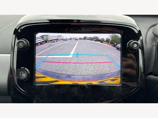 Used Toyota AYGO 2021 for sale - 75634821: Photo 23