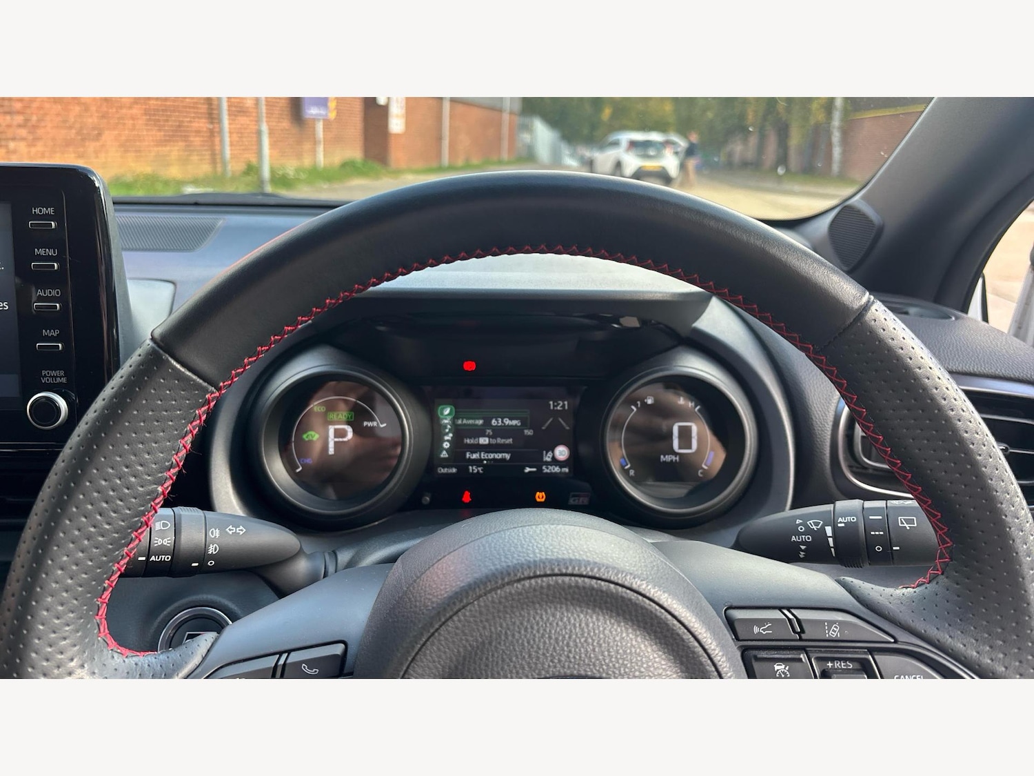 Used Toyota Yaris 2023 for sale - 76370370: Photo 11