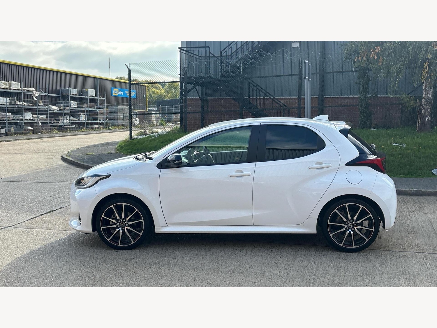 Used Toyota Yaris 2023 for sale - 76370370: Photo 19