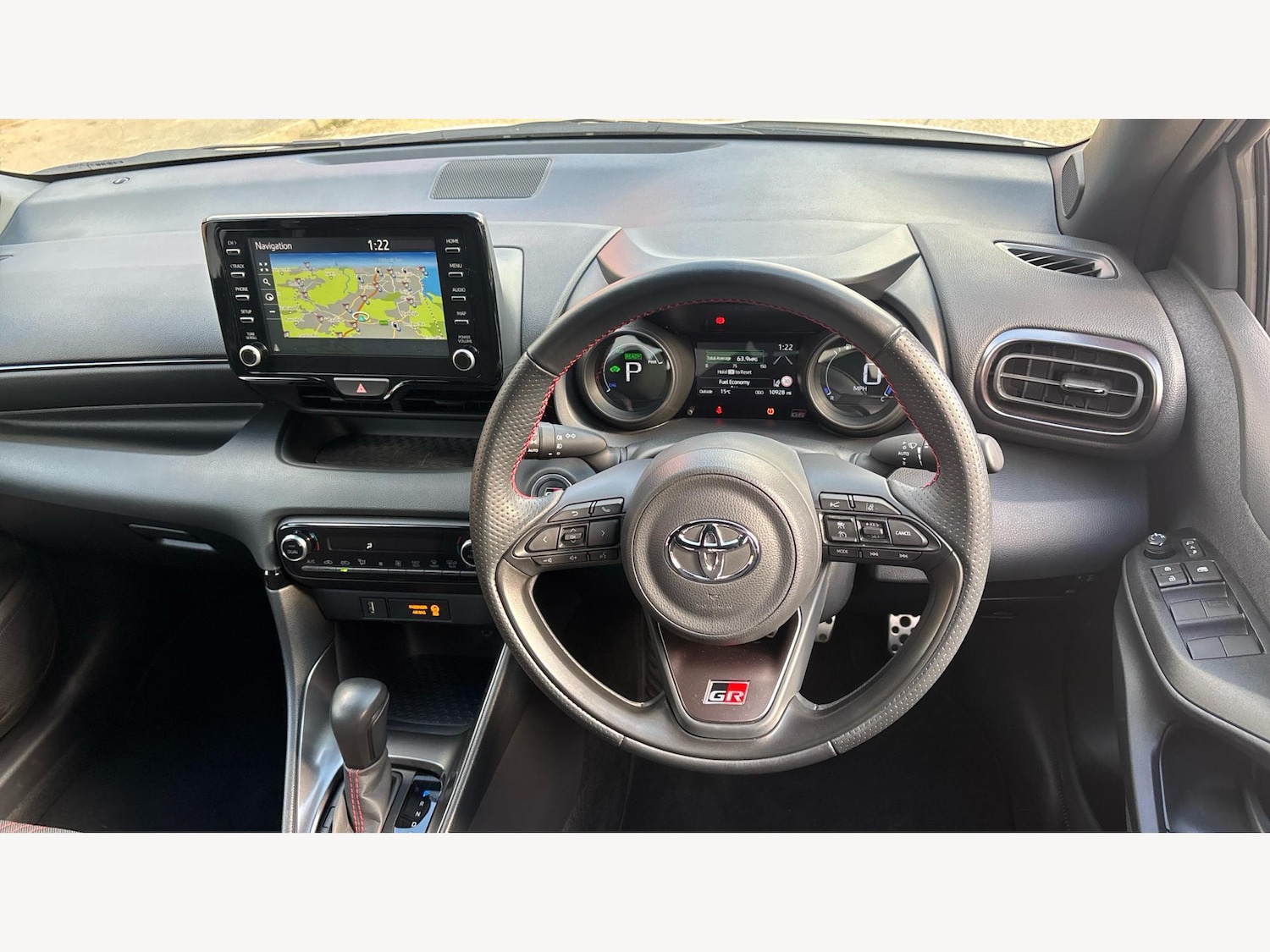 Used Toyota Yaris 2023 for sale - 76370370: Photo 7