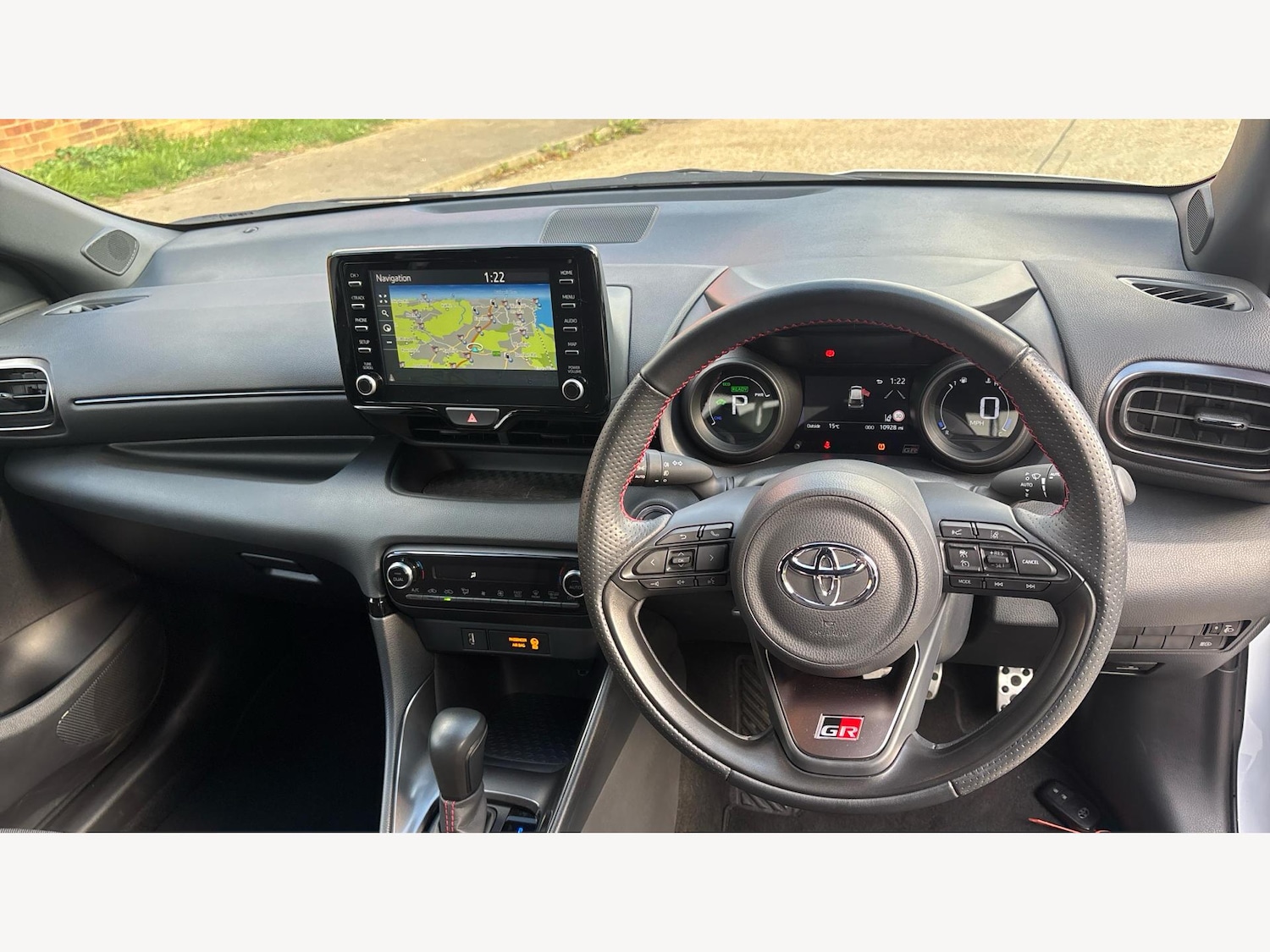 Used Toyota Yaris 2023 for sale - 76370370: Photo 8